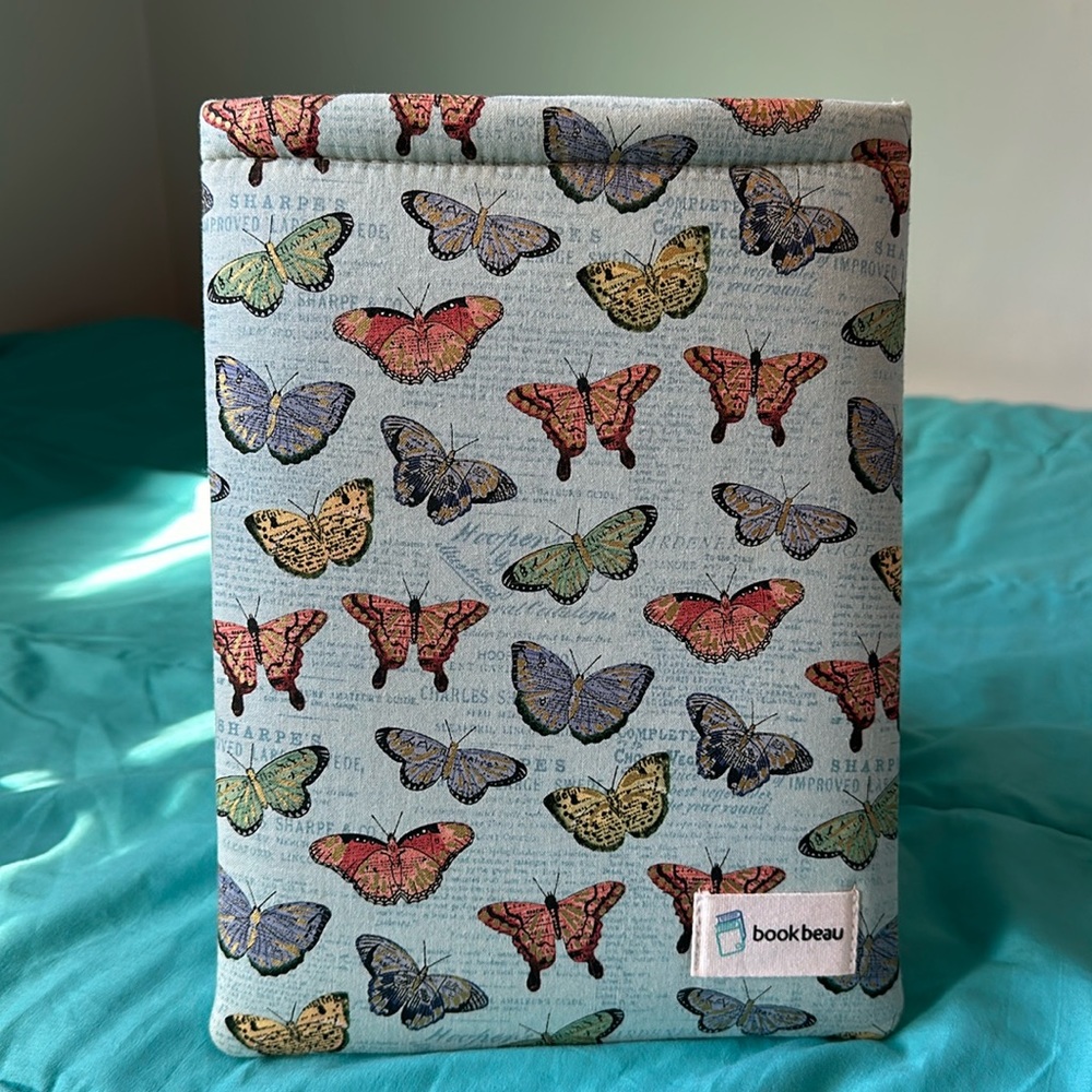 Book Beau book sleeve